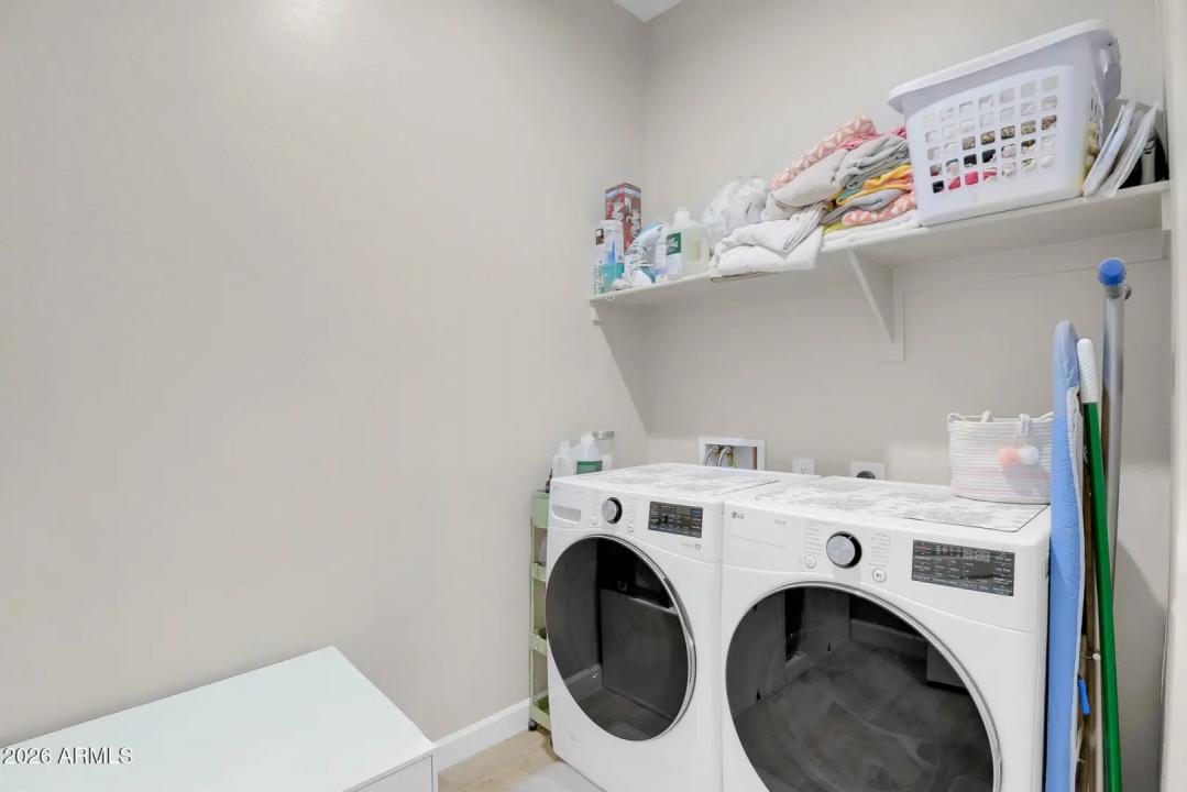 Real Estate Picture 21