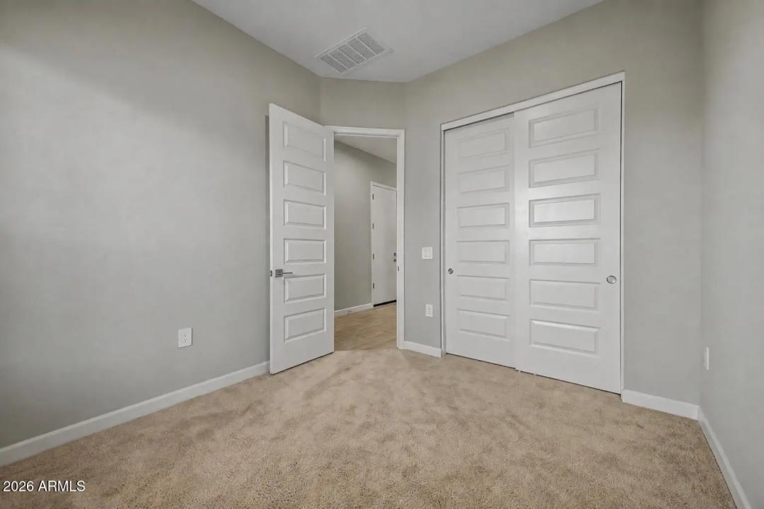 Real Estate Picture 16