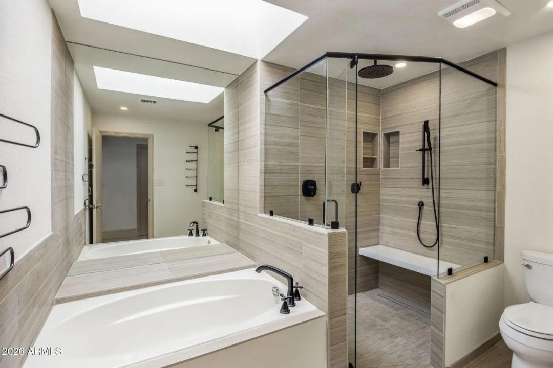 Real Estate Picture 15