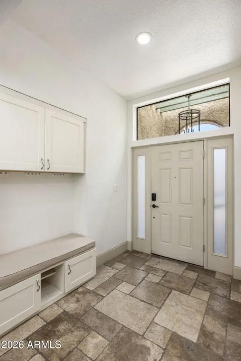 Real Estate Picture 23