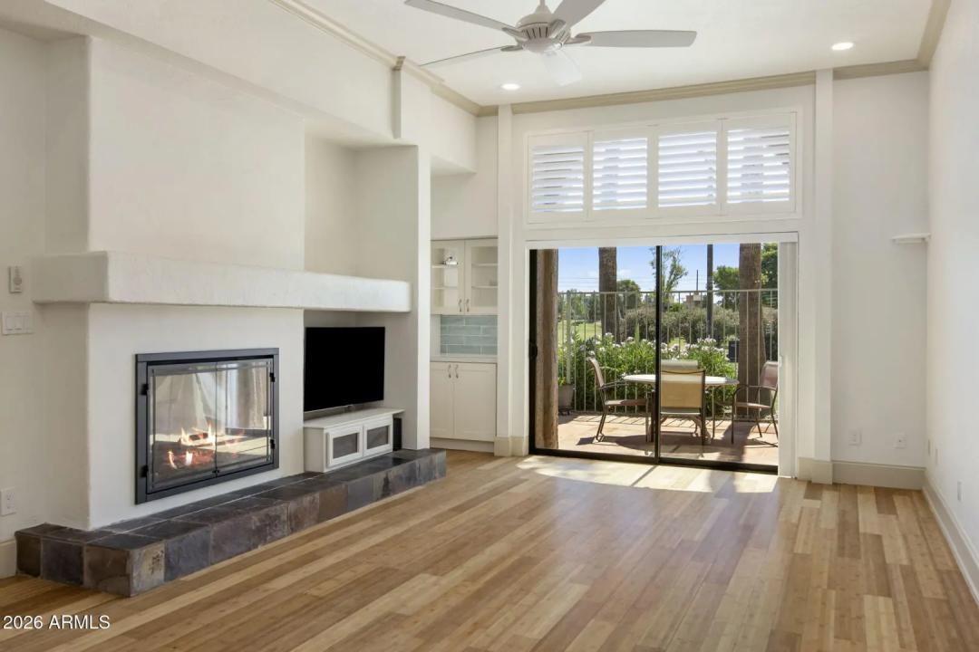 Real Estate Picture 1