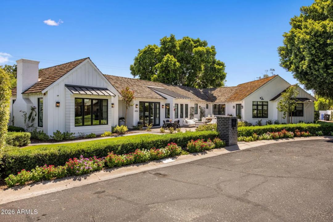 Real Estate Picture 1