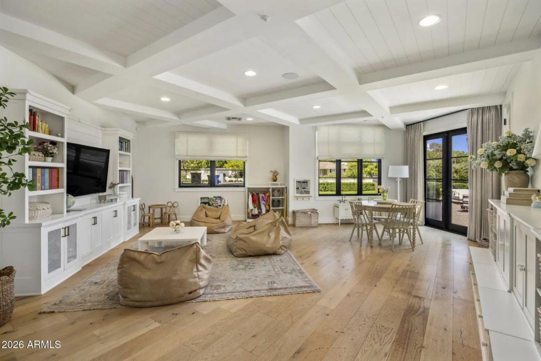Real Estate Picture 28