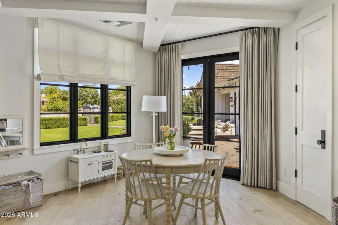 Real Estate Picture 29