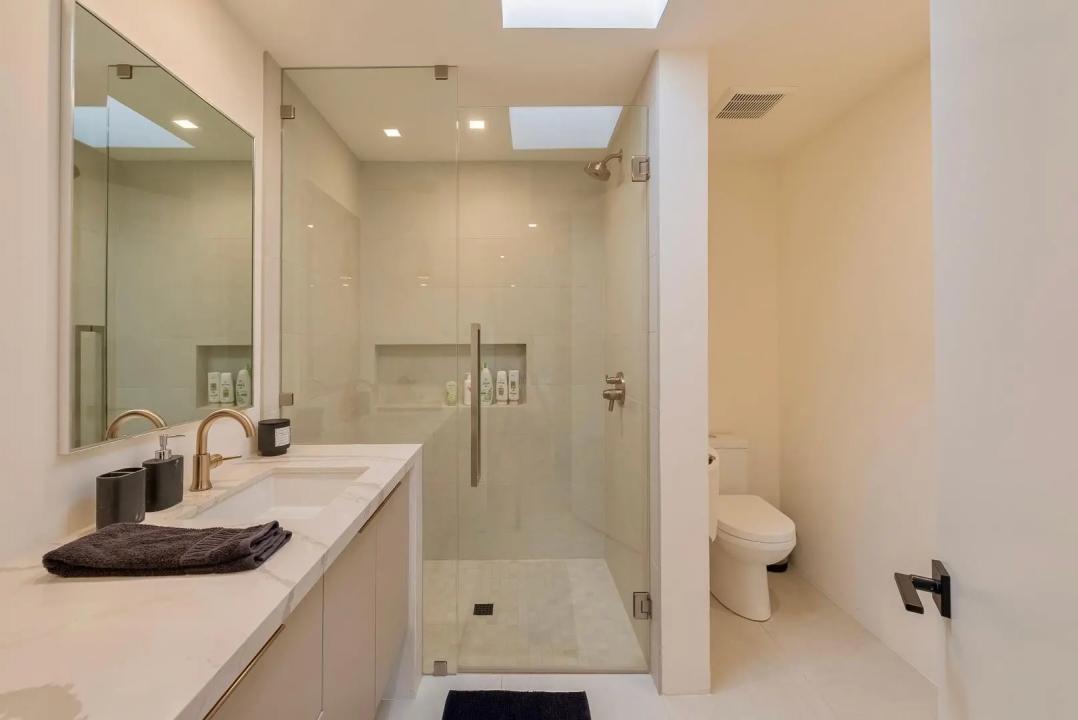 Real Estate Picture 31