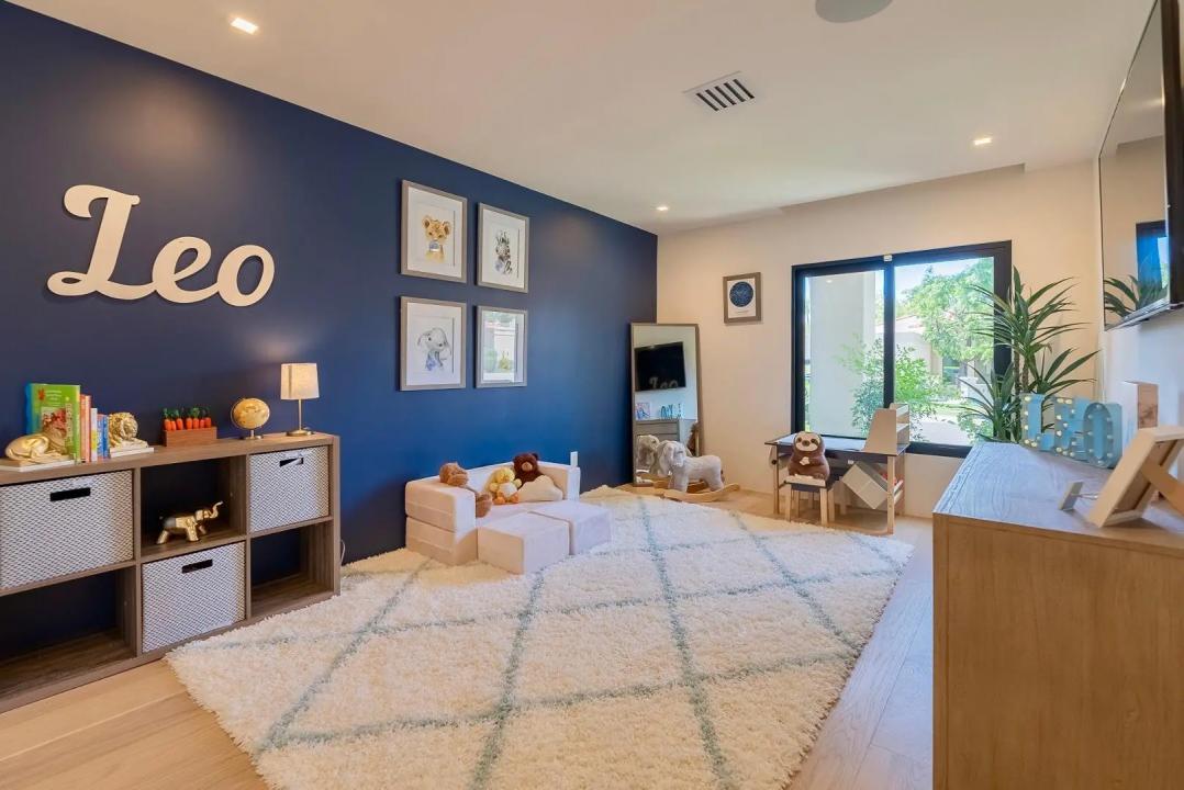 Real Estate Picture 32
