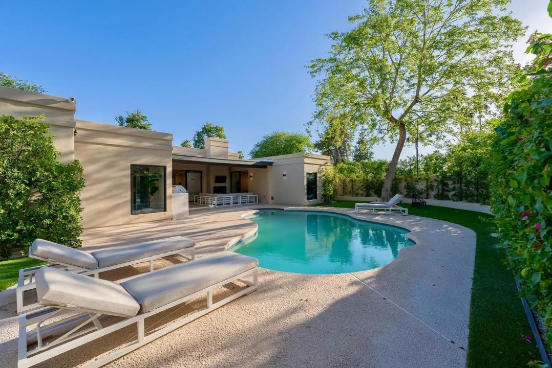 Real Estate Picture 38