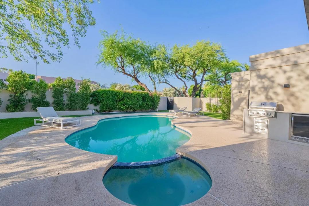 Real Estate Picture 43