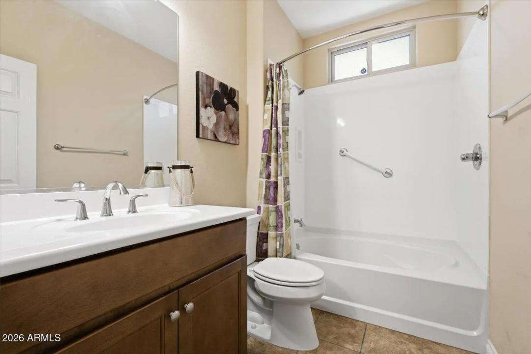 Real Estate Picture 21