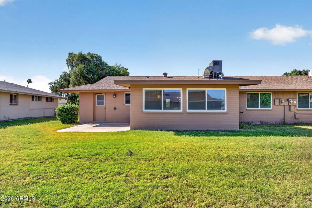 Real Estate Picture 30