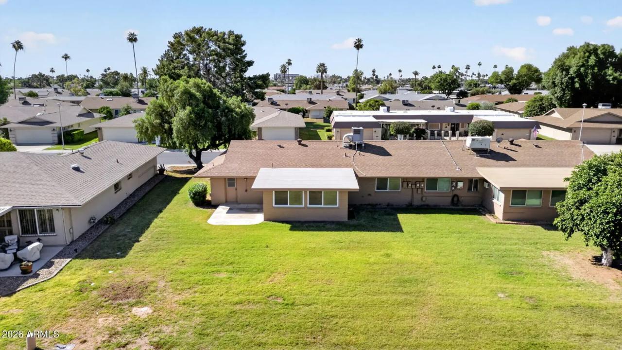 Real Estate Picture 32