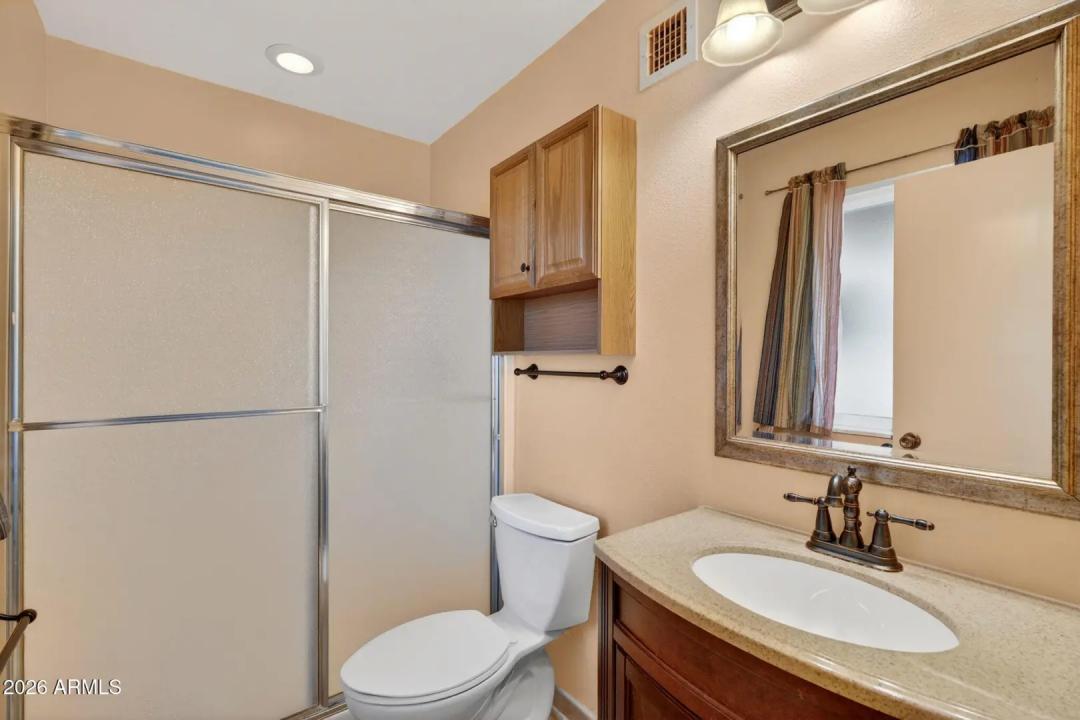 Real Estate Picture 19