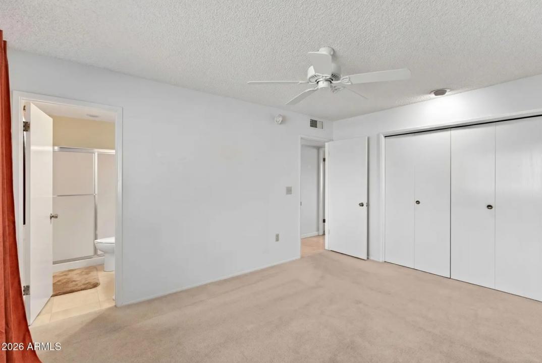 Real Estate Picture 16
