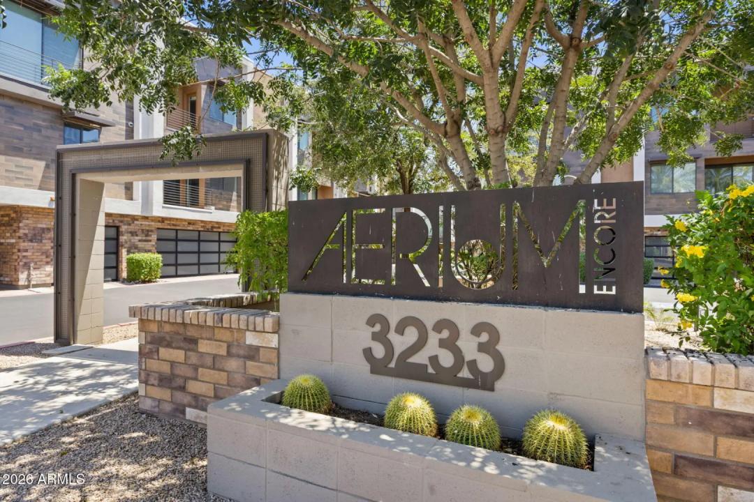 Real Estate Picture 1
