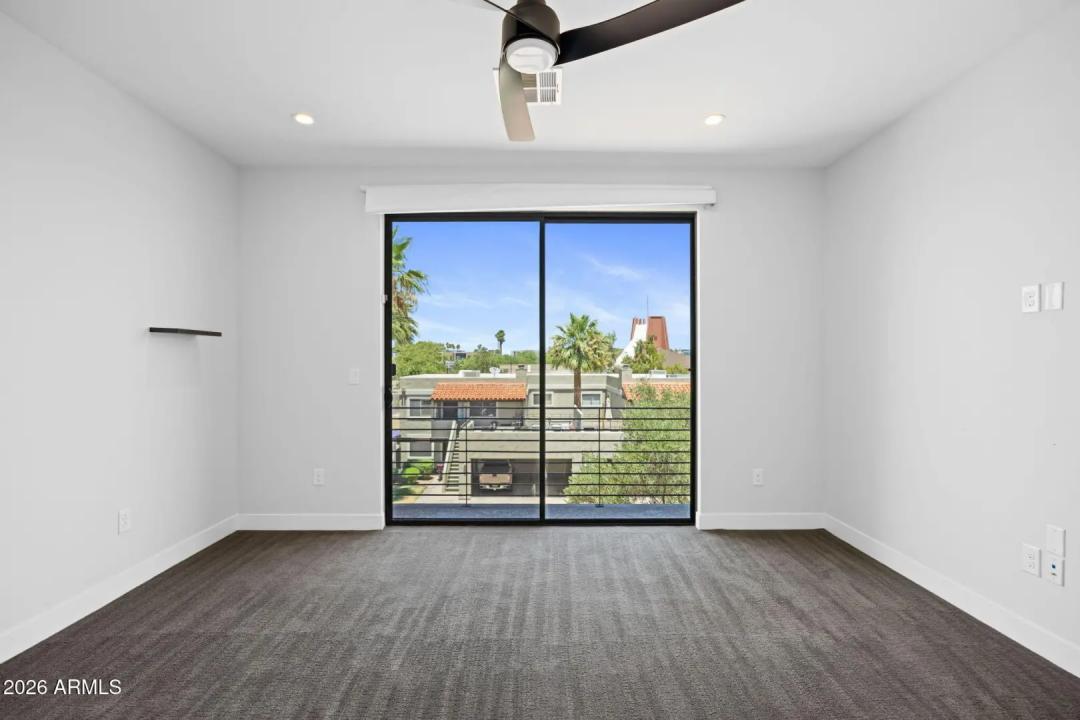 Real Estate Picture 30
