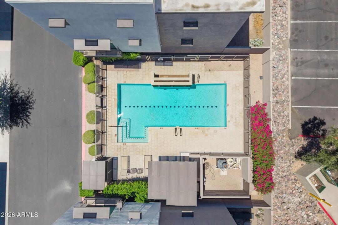 Real Estate Picture 45