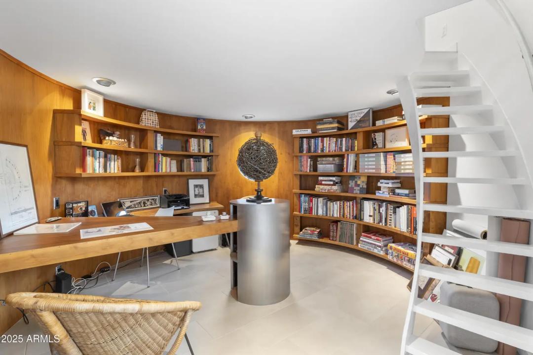 Real Estate Picture 18