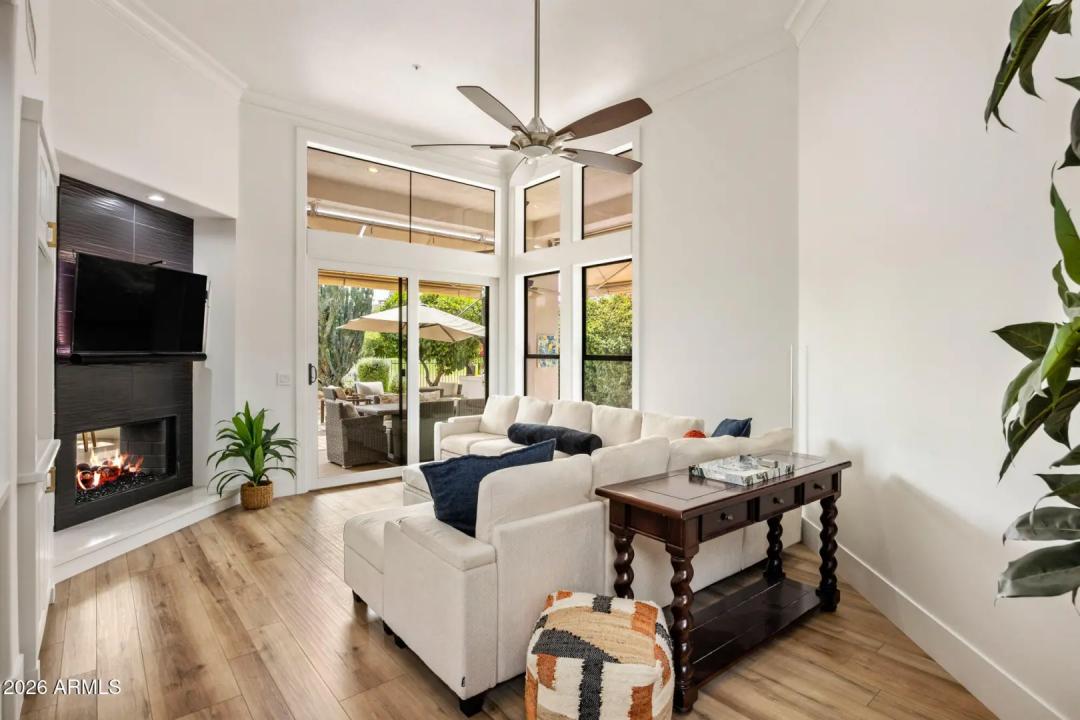 Real Estate Picture 2