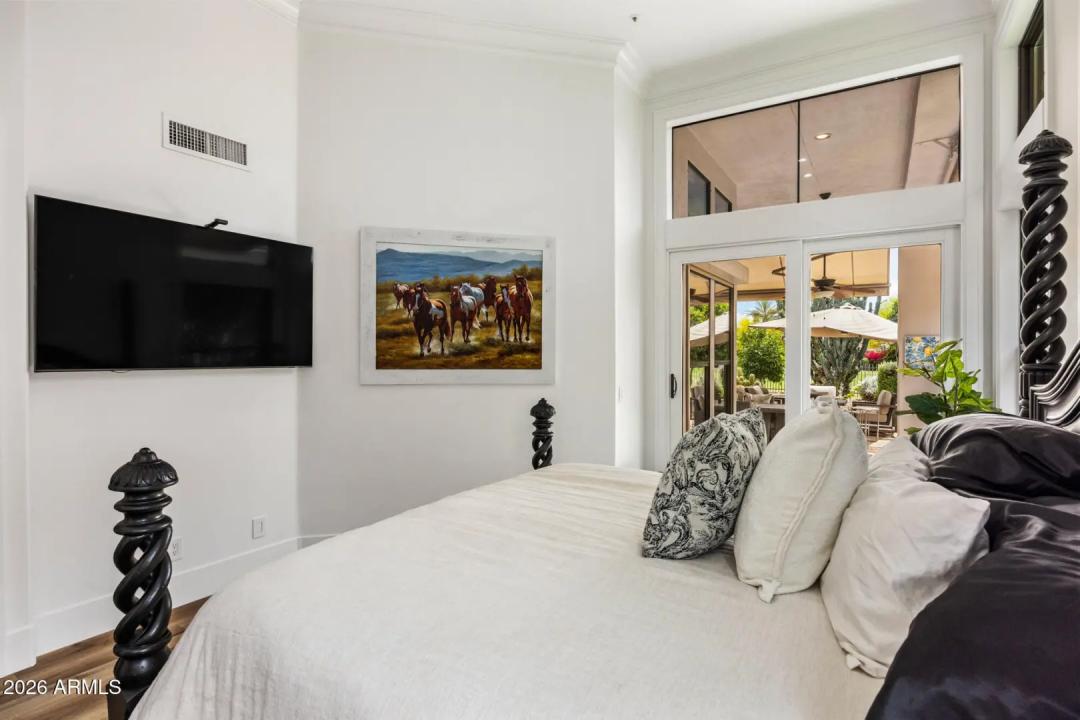 Real Estate Picture 15