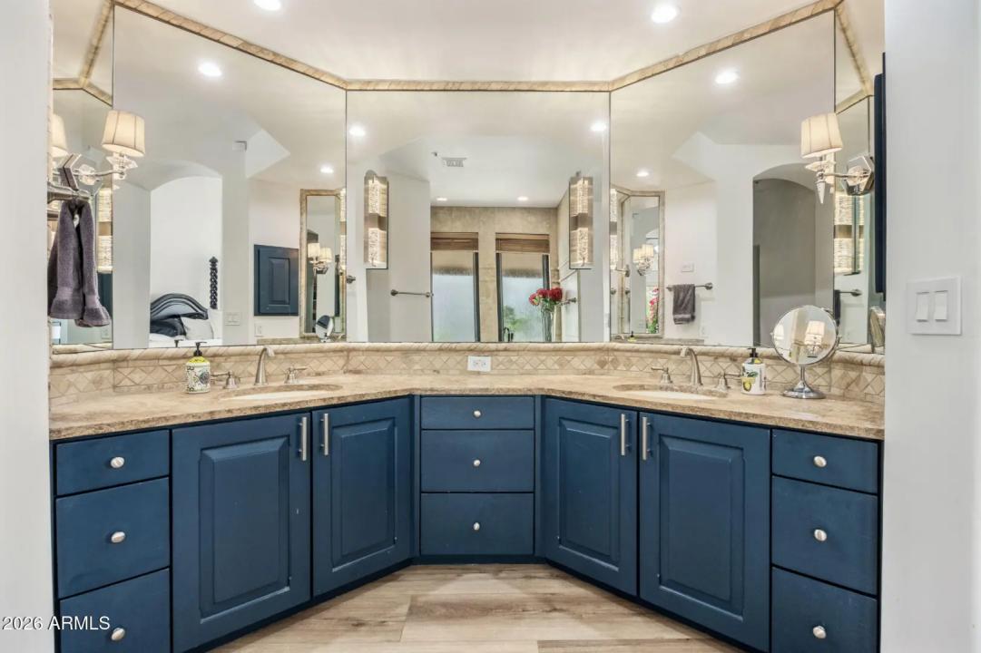 Real Estate Picture 19