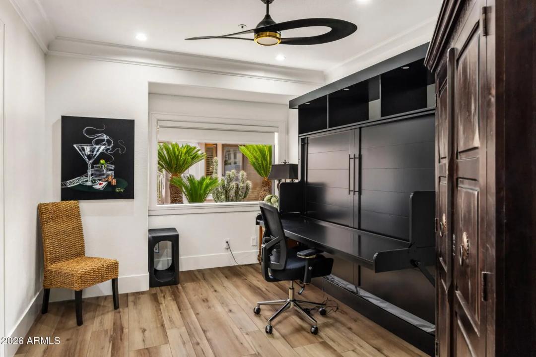 Real Estate Picture 20