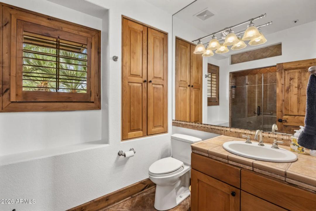 Real Estate Picture 26