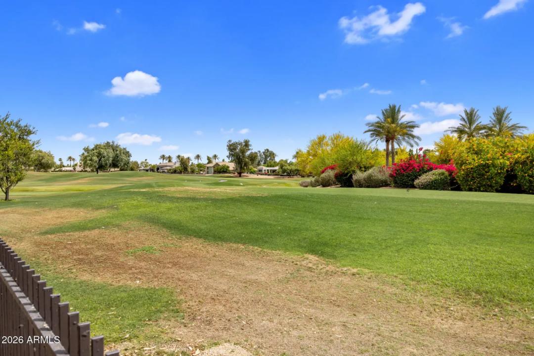 Real Estate Picture 30