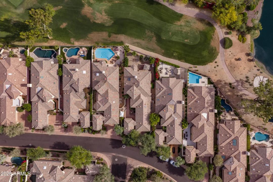 Real Estate Picture 40