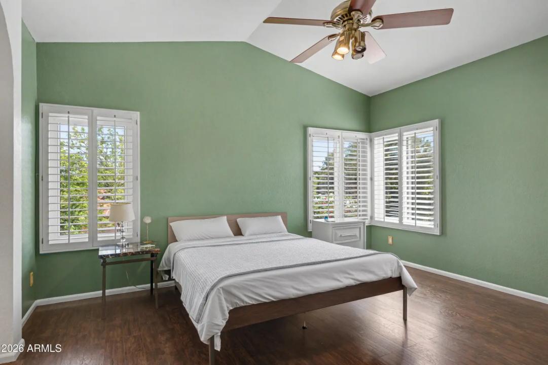 Real Estate Picture 52