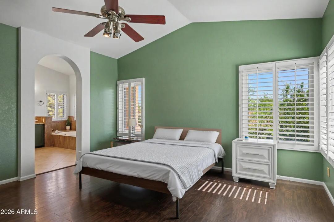 Real Estate Picture 53