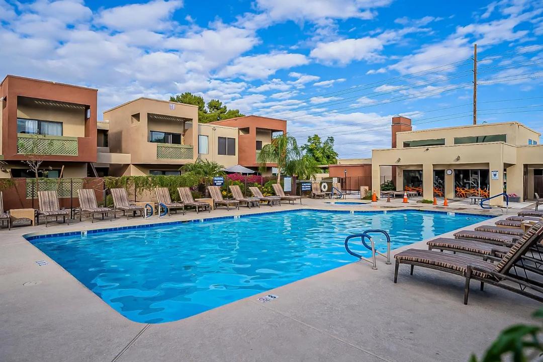 Real Estate Picture 34