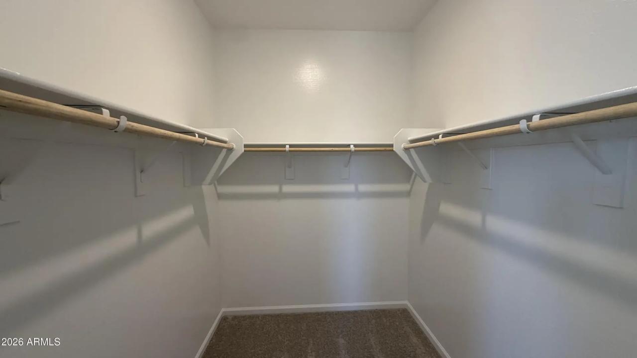 Real Estate Picture 8