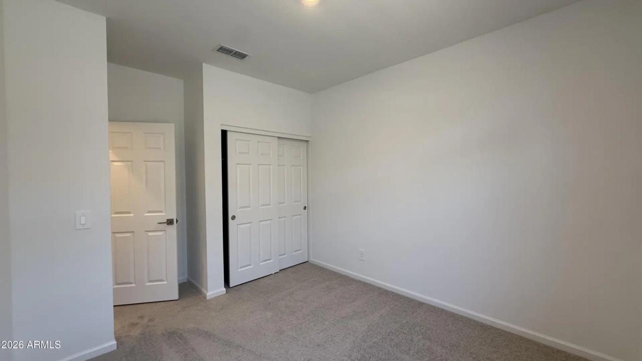 Real Estate Picture 10