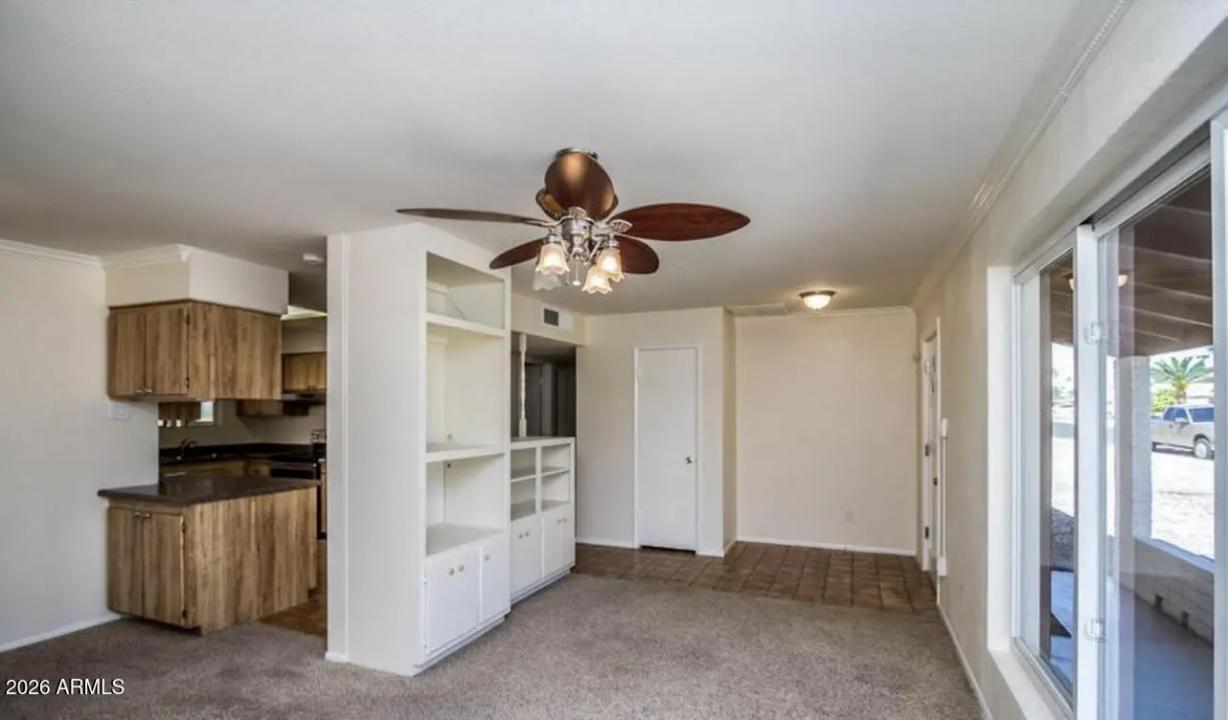 Real Estate Picture 7