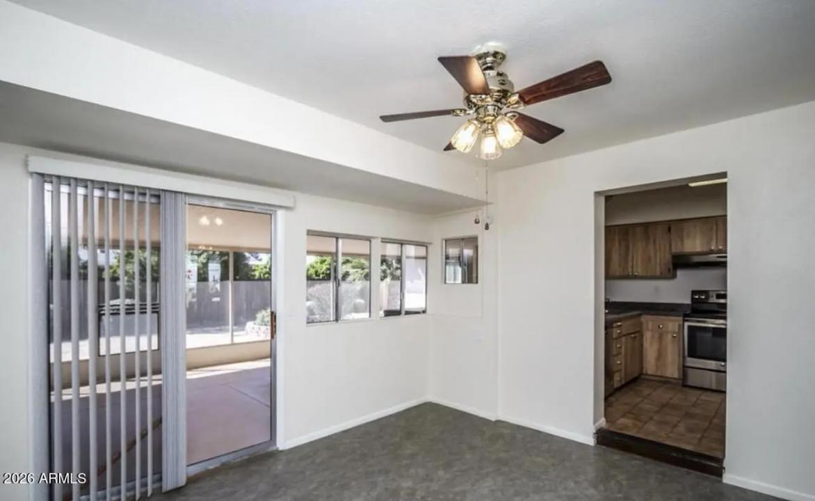 Real Estate Picture 9