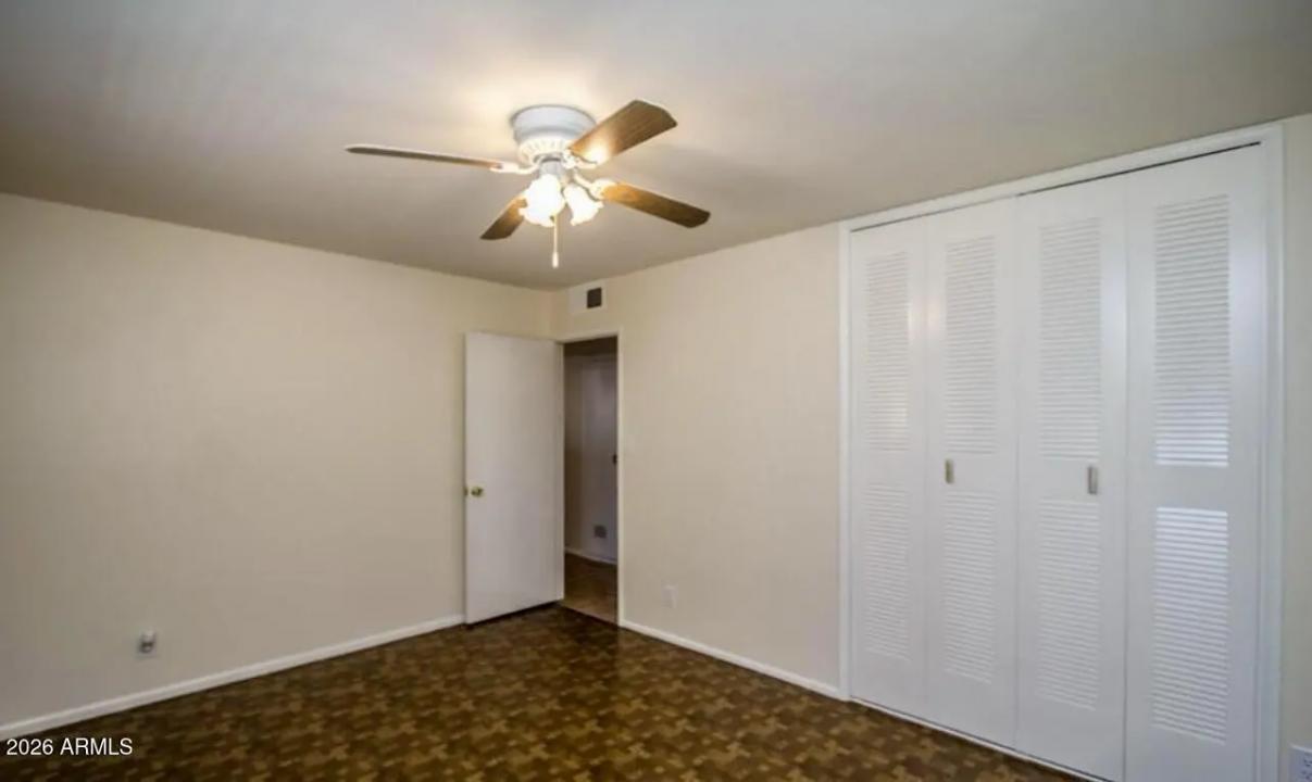 Real Estate Picture 14