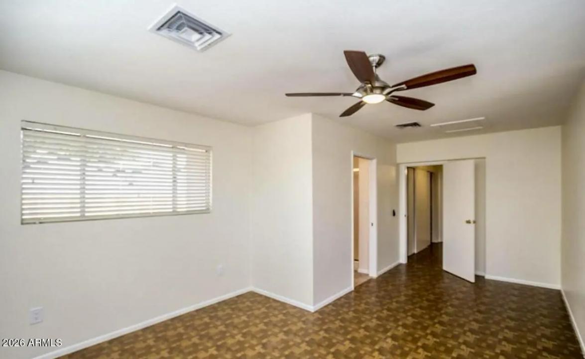 Real Estate Picture 18