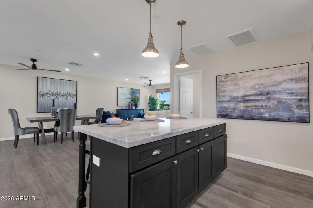 Real Estate Picture 10