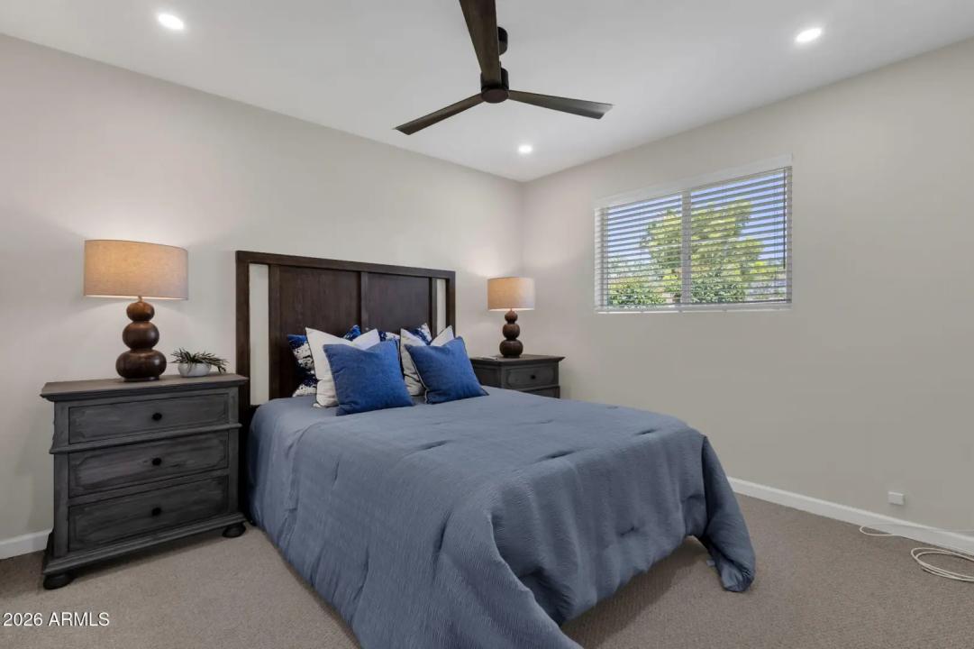 Real Estate Picture 13