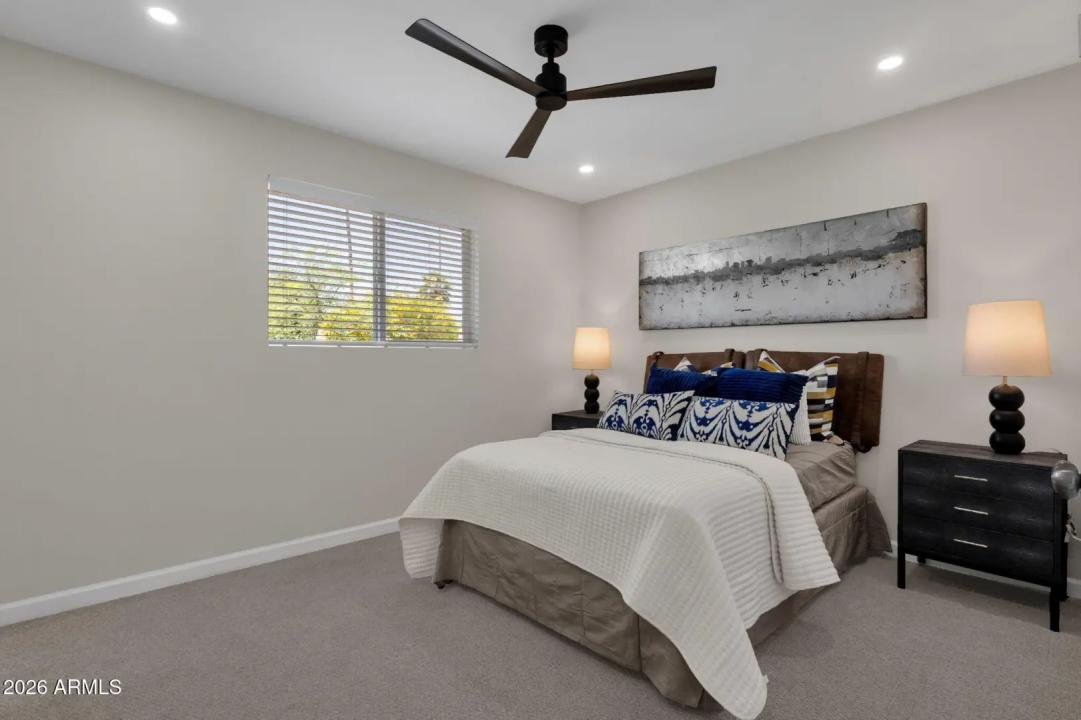 Real Estate Picture 15