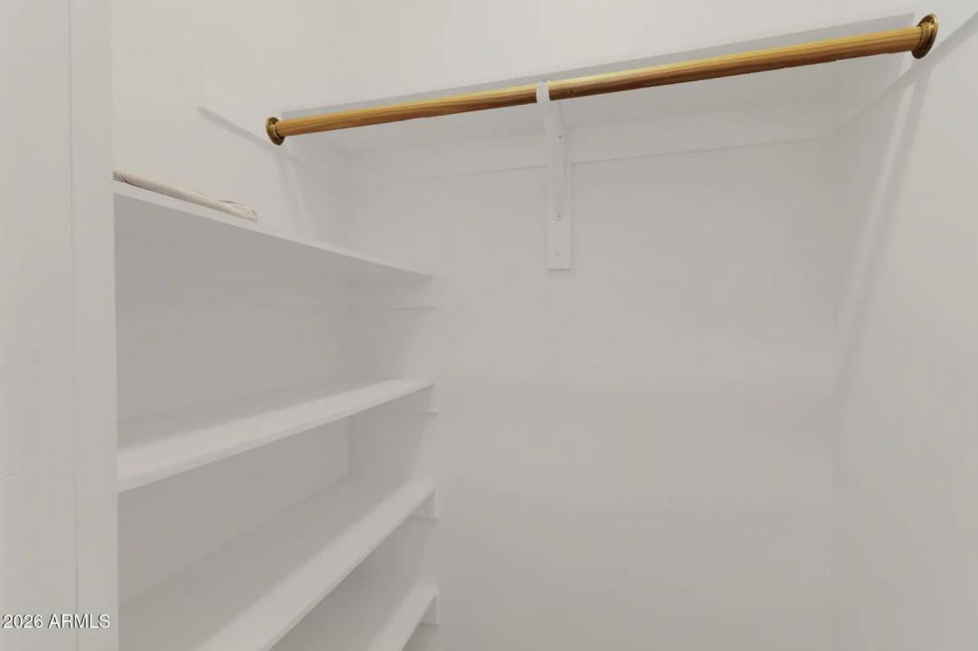Real Estate Picture 17