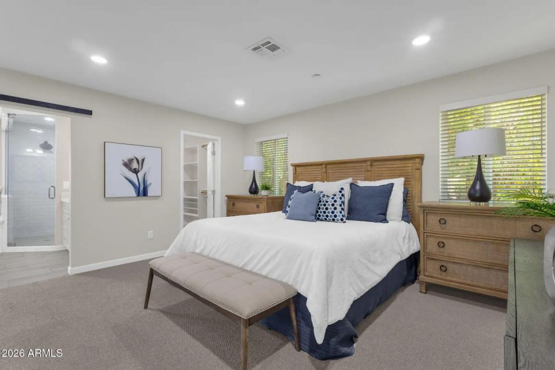 Real Estate Picture 20