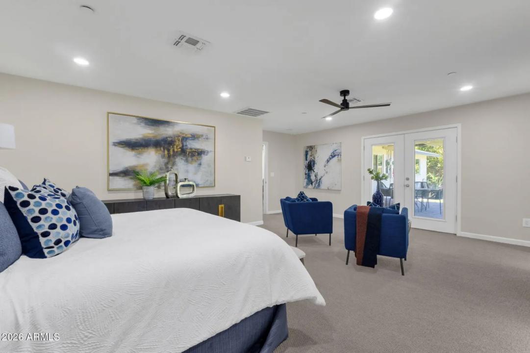 Real Estate Picture 22