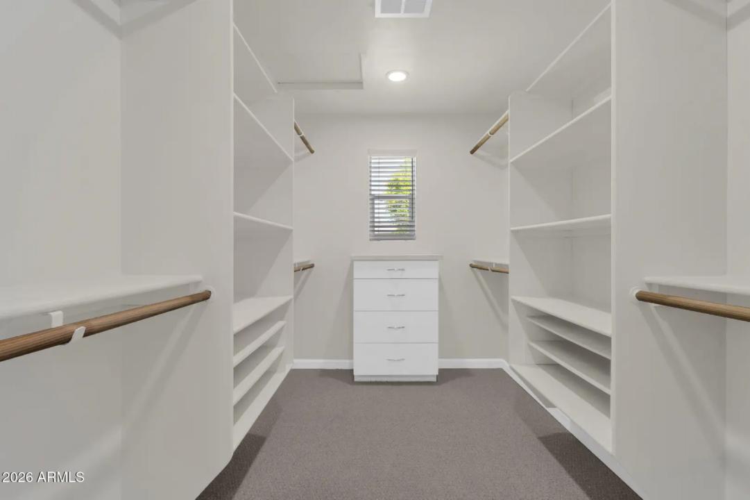 Real Estate Picture 23