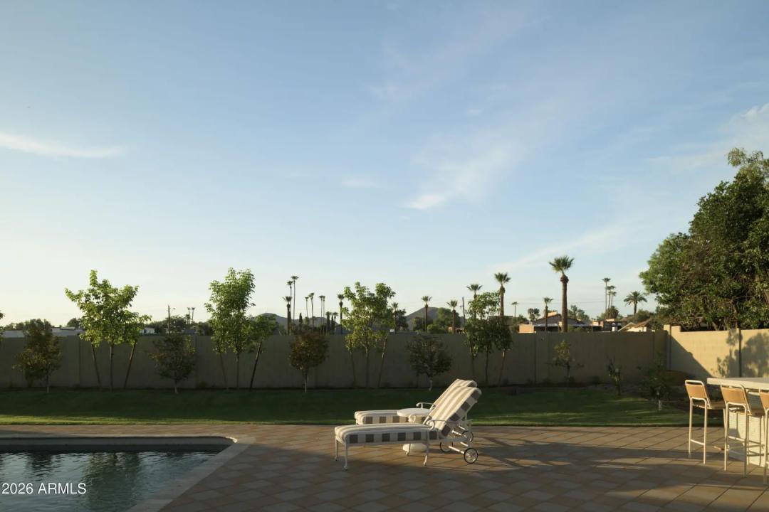 Real Estate Picture 25