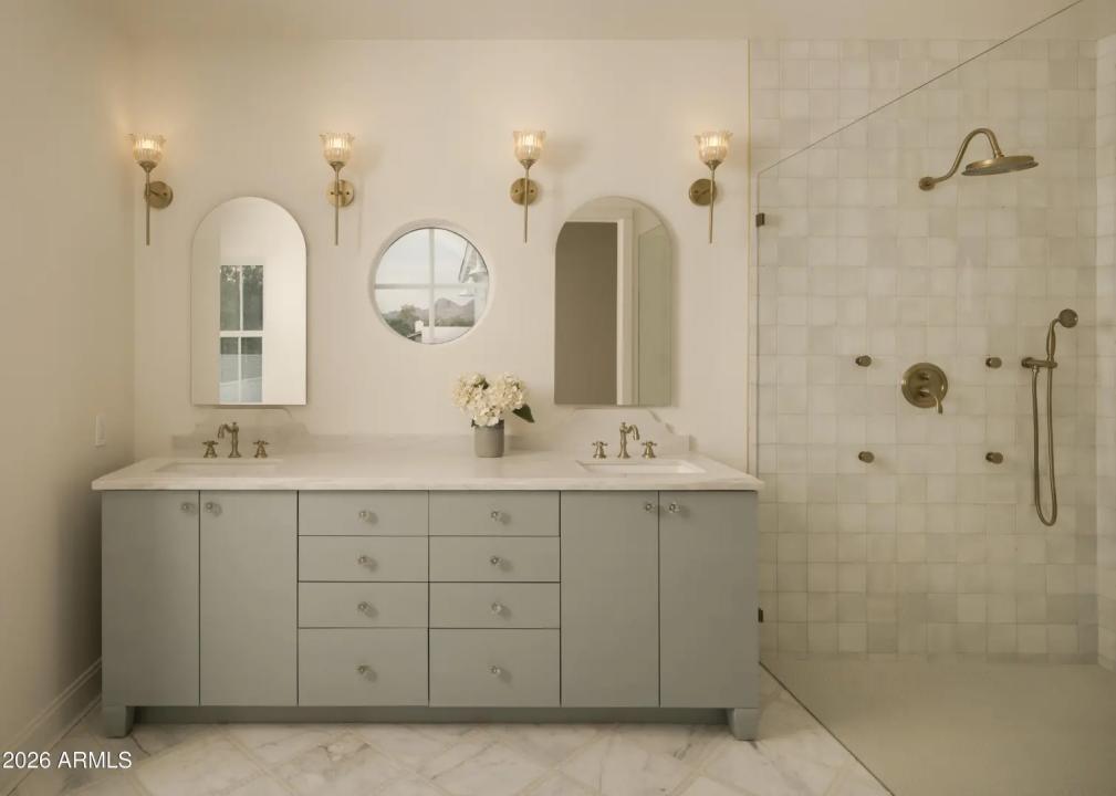 Real Estate Picture 14