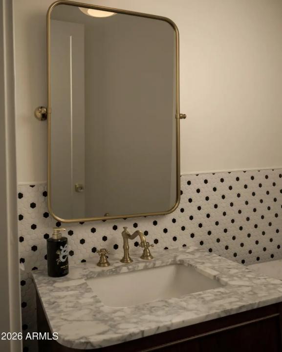 Real Estate Picture 20