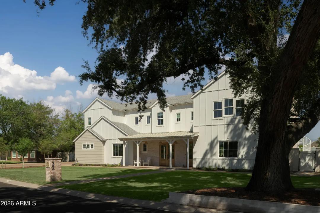 Real Estate Picture 2