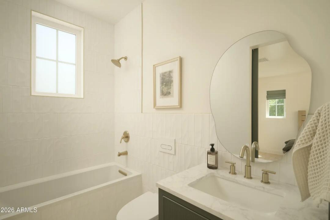 Real Estate Picture 25