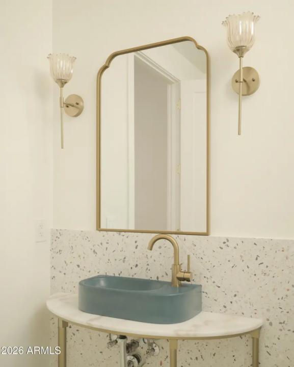 Real Estate Picture 19